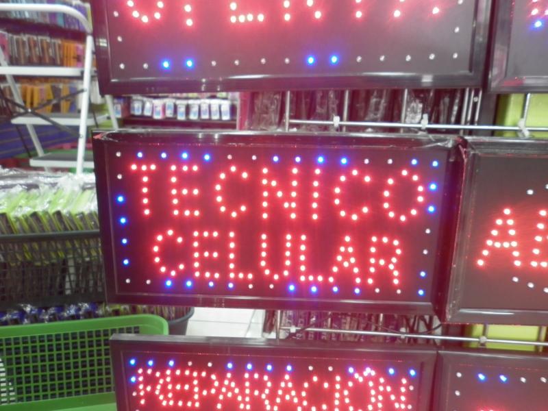 LETRERO LED TECNICO CELULAR