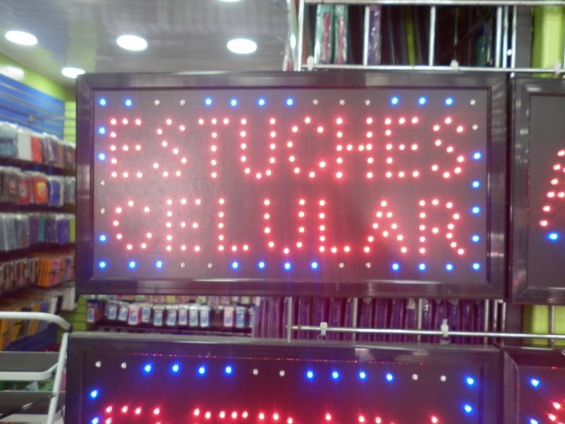 LETRERO LED ESTUCHES CELULAR