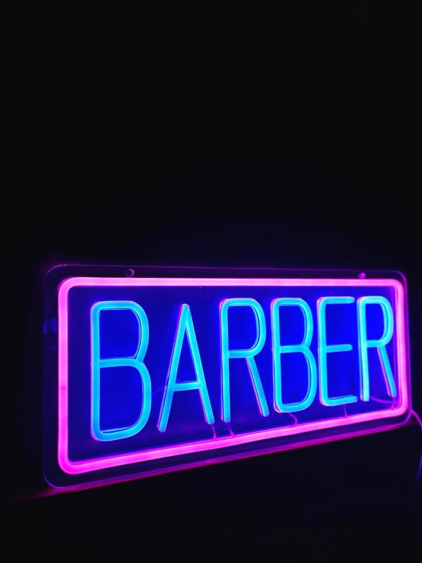 LETRERO NE&Oacute;N BARBER LETRAS